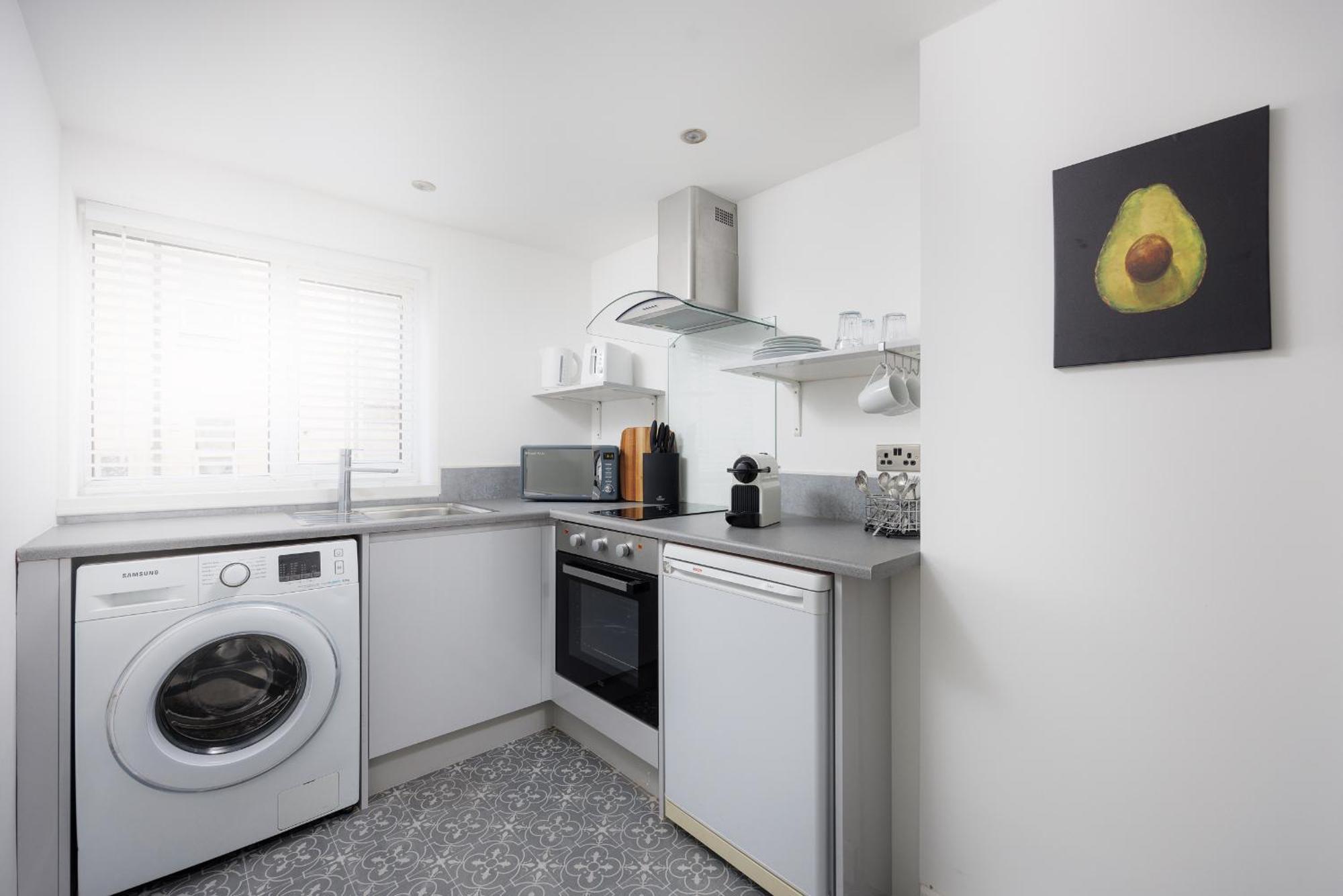 Boujis Central Plymouth Apartment - Sleeps 4 - Habita Property Esterno foto