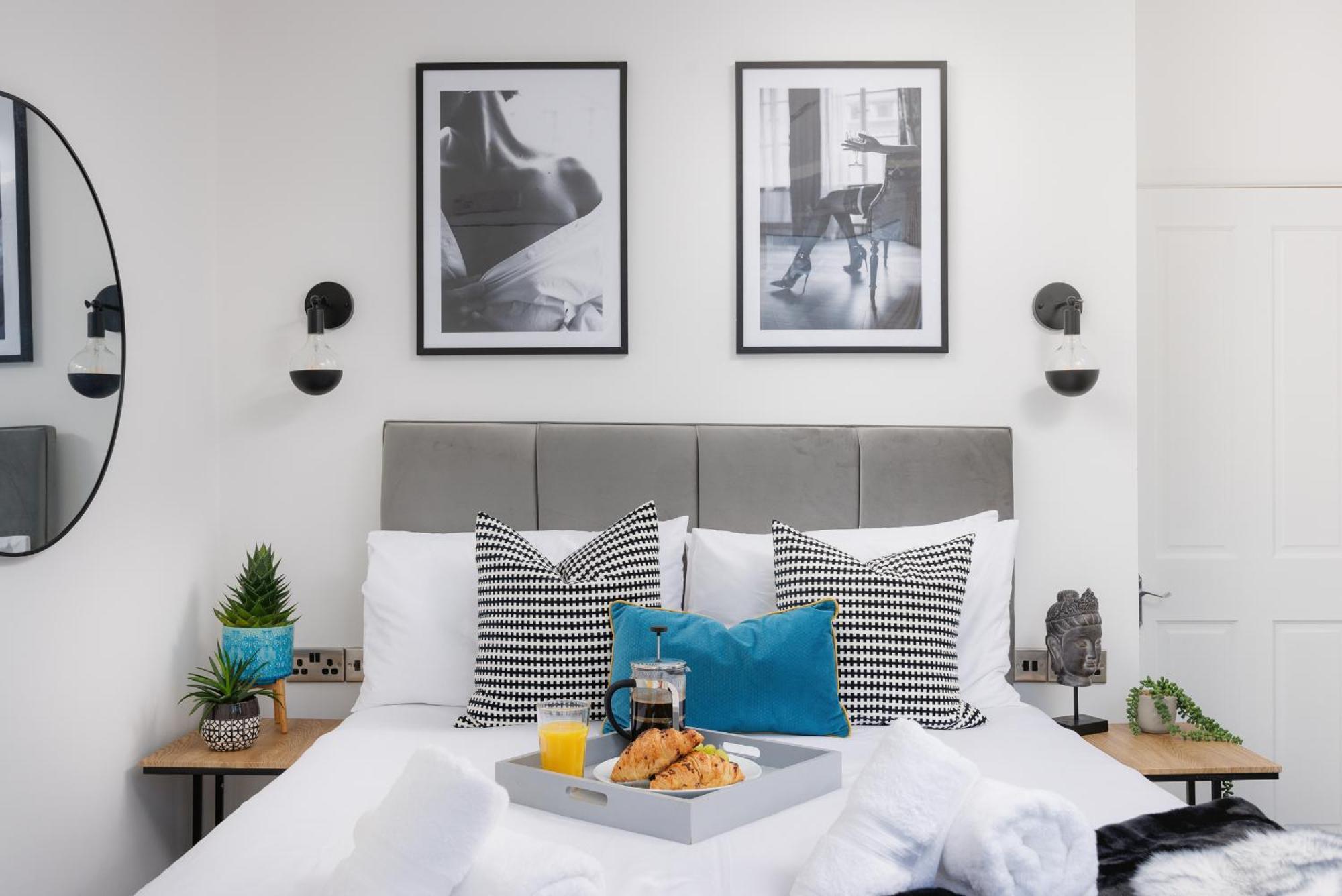 Boujis Central Plymouth Apartment - Sleeps 4 - Habita Property Esterno foto